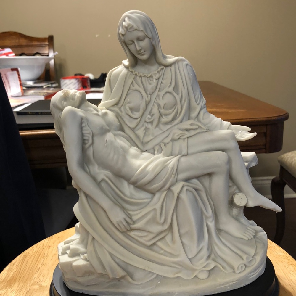 Made by G.S.C.  Plaster replica of the Pieta Brand new, perfect condition.